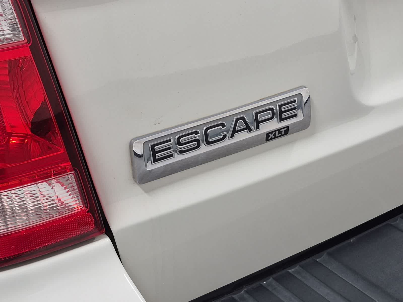Thumbnail: 2011 Ford Escape - 19