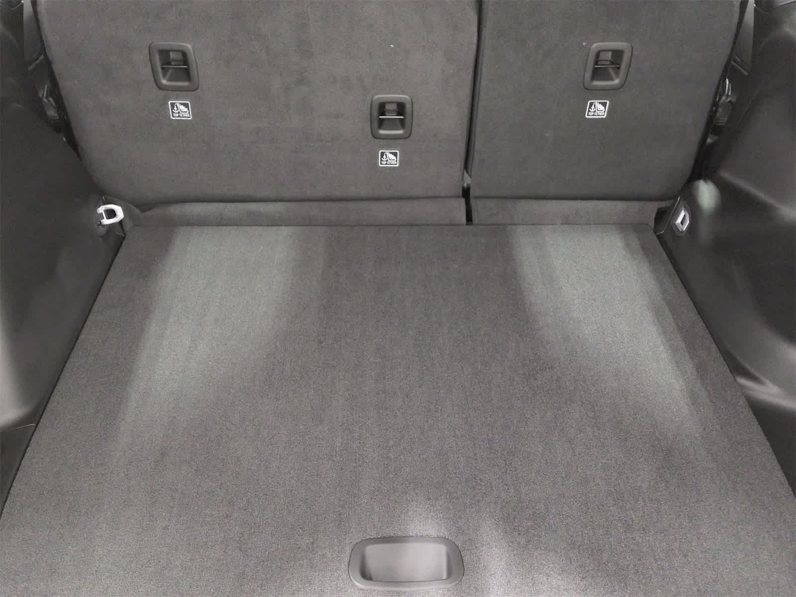 Thumbnail: 2025 Jeep Grand Cherokee - 35