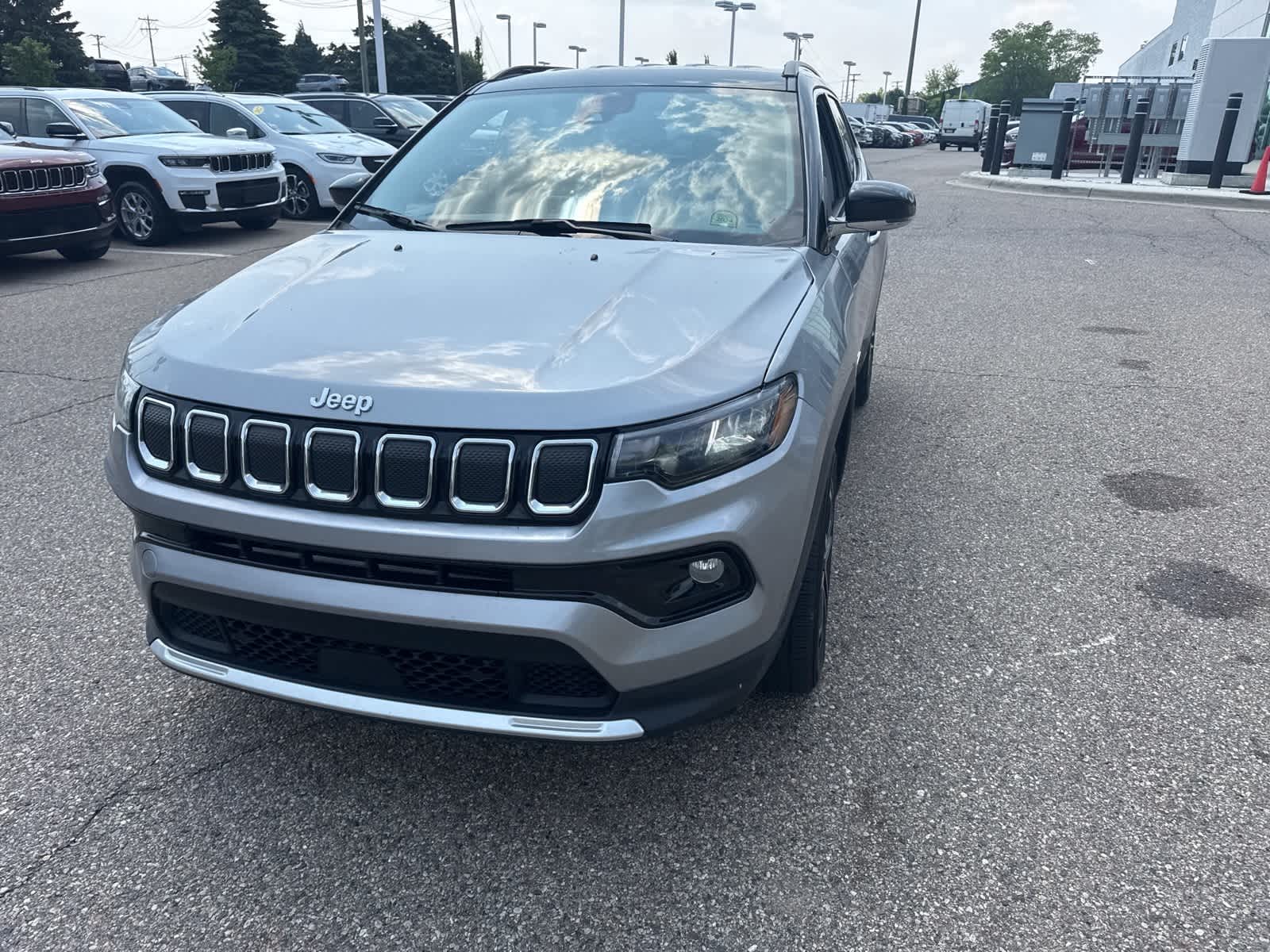 2022 Jeep Compass Limited 3