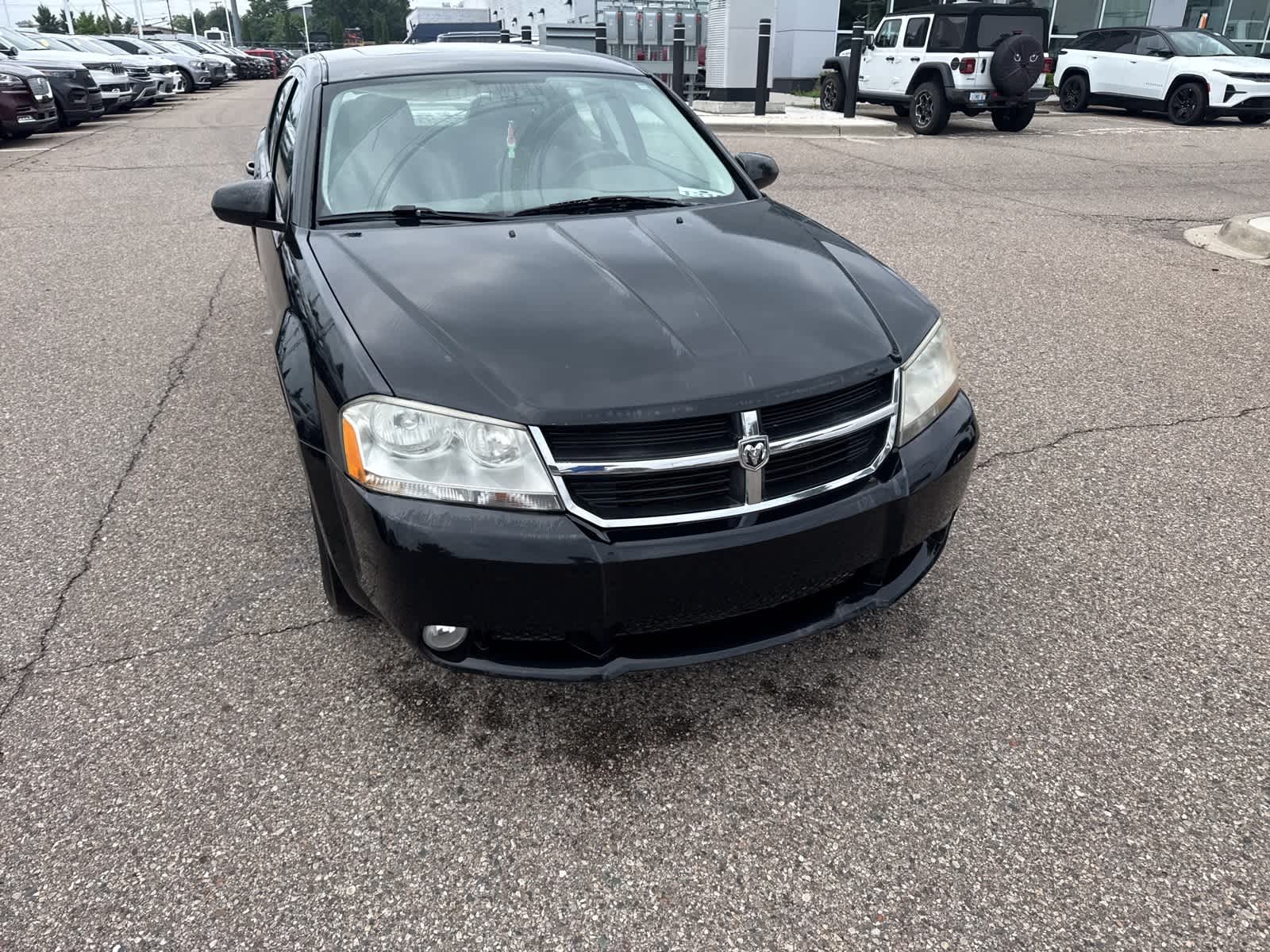 Thumbnail: 2010 Dodge Avenger - 6