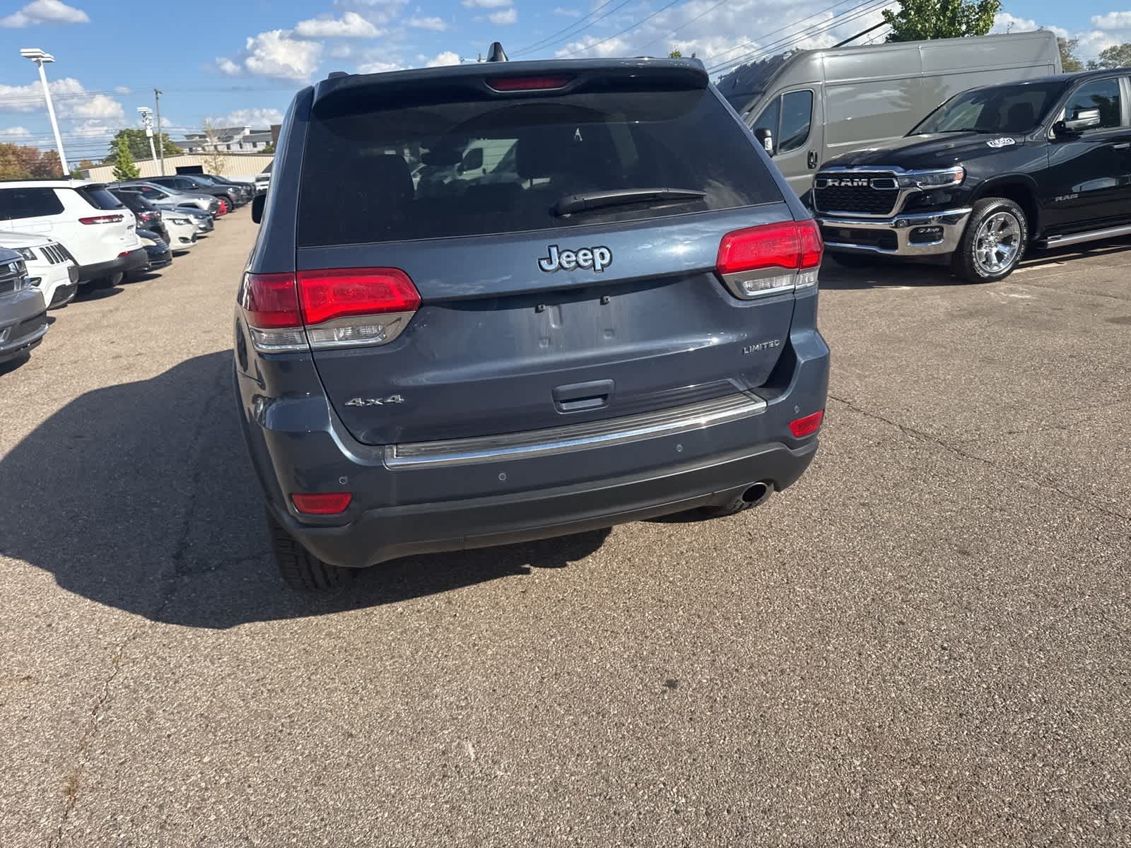 Thumbnail: 2019 Jeep Grand Cherokee - 21