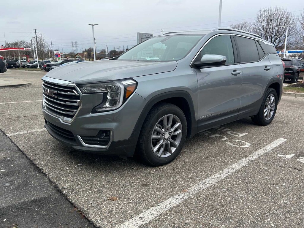 Certified 2024 GMC Terrain SLT SUV