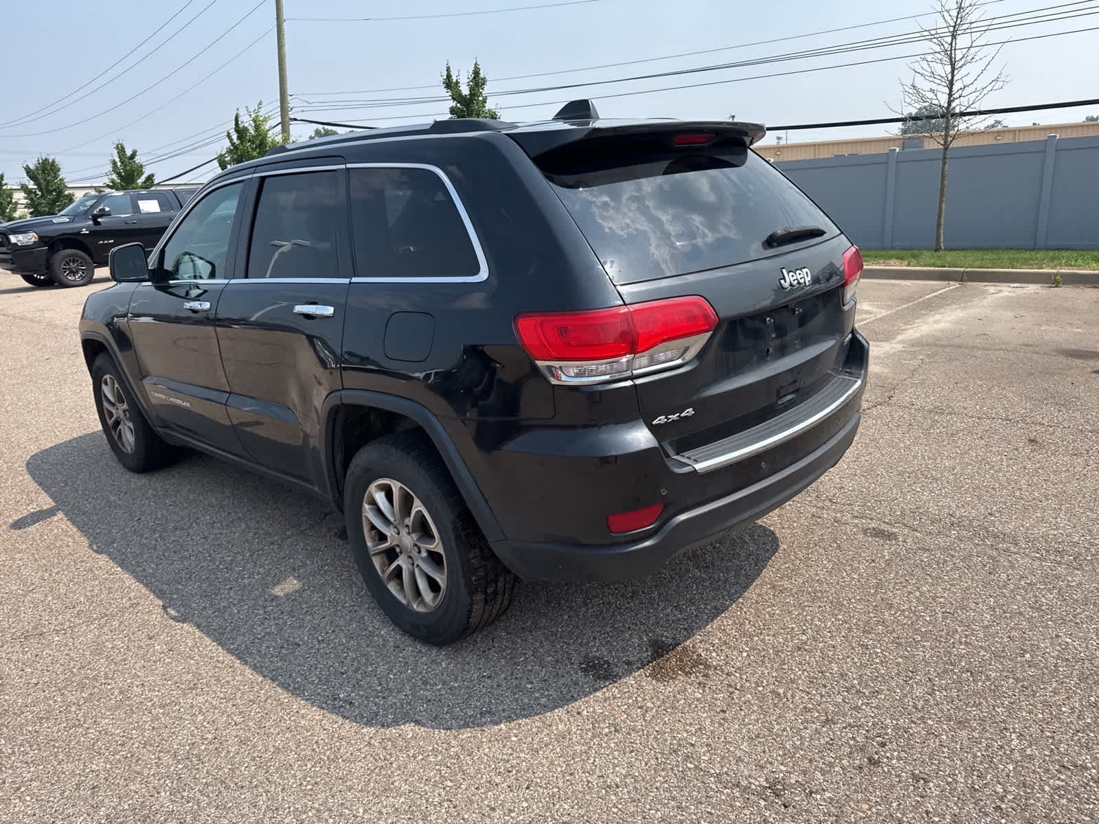 Thumbnail: 2015 Jeep Grand Cherokee - 22
