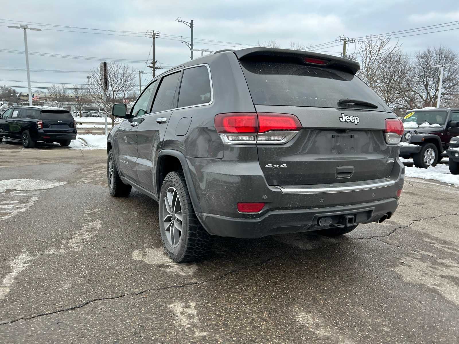 Thumbnail: 2020 Jeep Grand Cherokee - 23