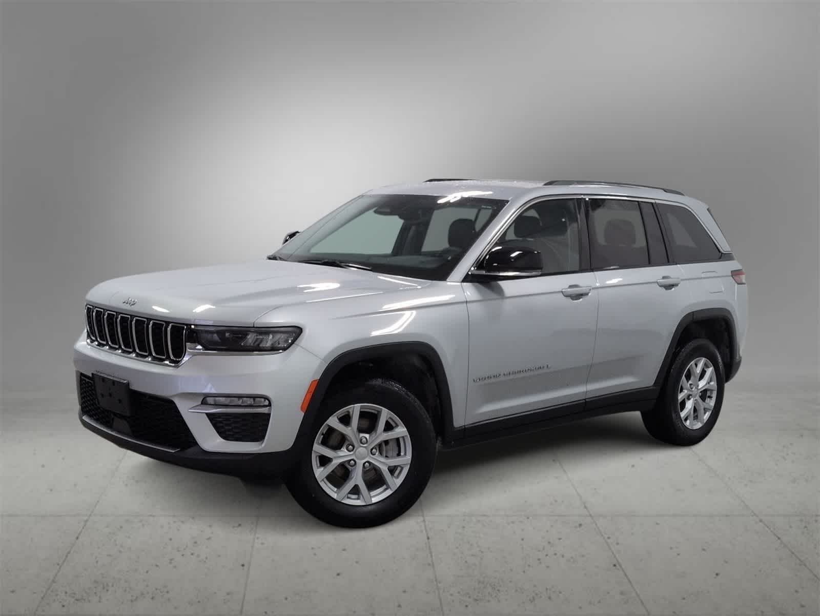 Thumbnail: 2023 Jeep Grand Cherokee - 1