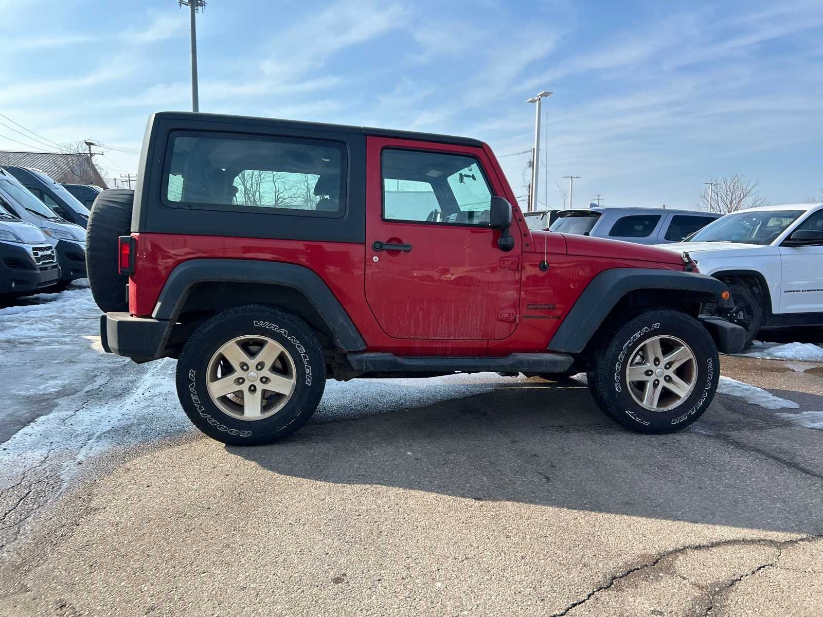 Thumbnail: 2014 Jeep Wrangler - 13