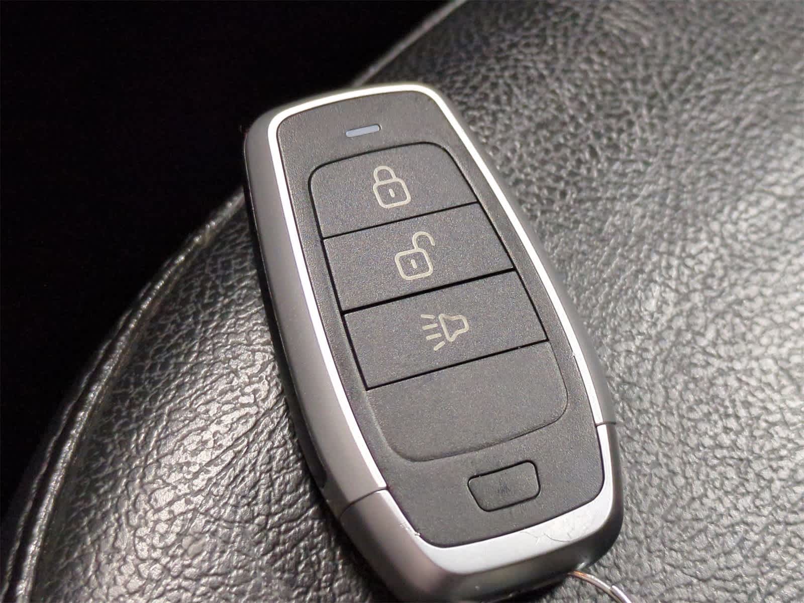 Thumbnail: 2021 Jeep Compass - 41