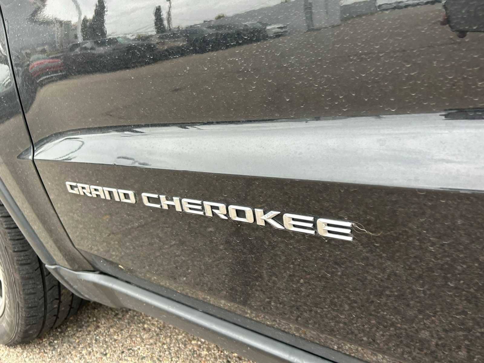 Thumbnail: 2015 Jeep Grand Cherokee - 30