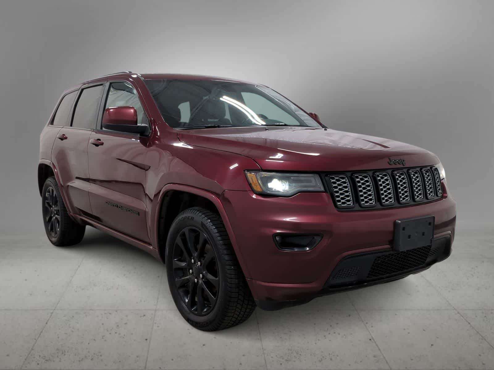 Thumbnail: 2020 Jeep Grand Cherokee - 2