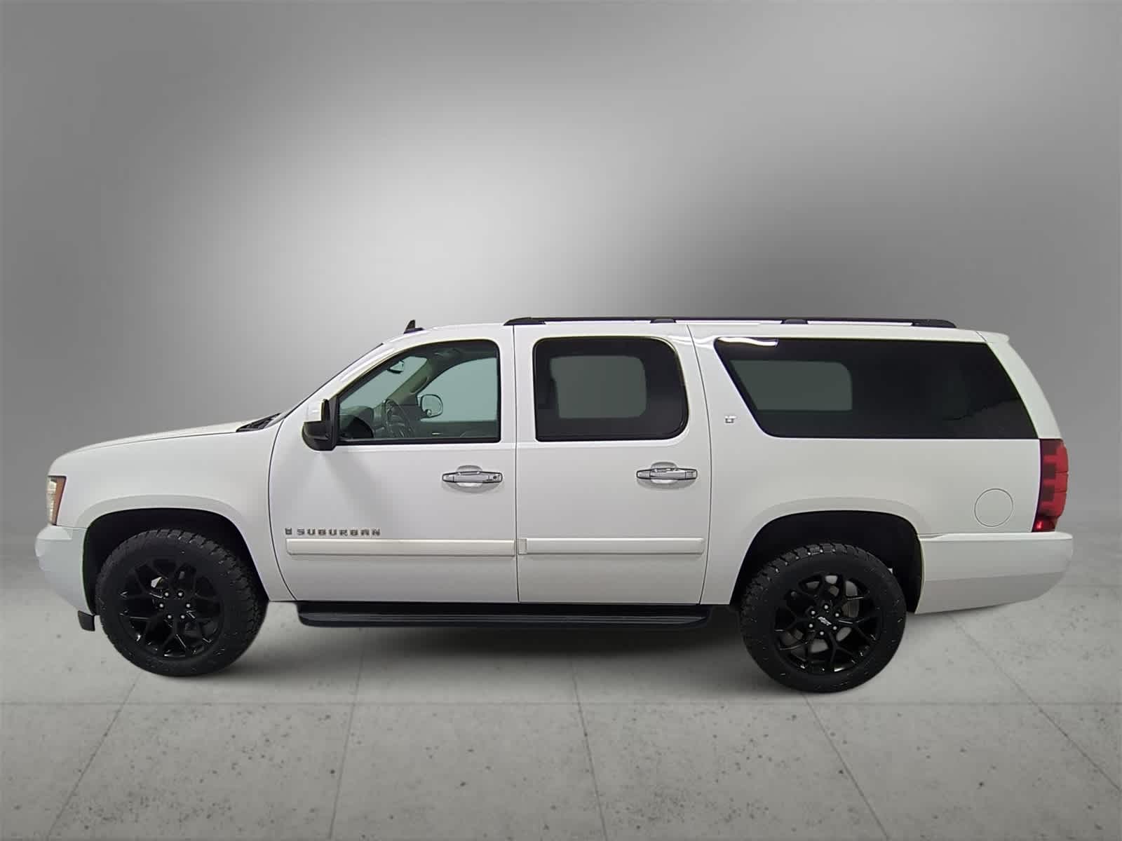 Thumbnail: 2008 Chevrolet Suburban - 5