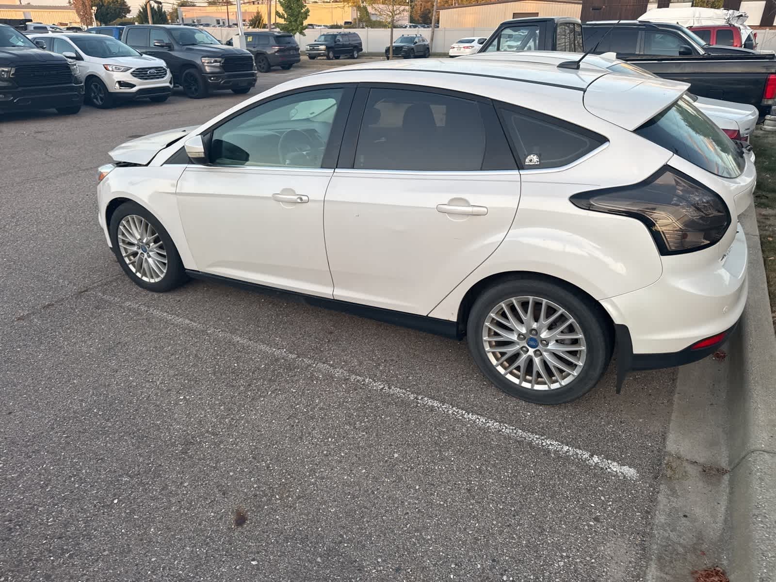 Thumbnail: 2012 Ford Focus - 22