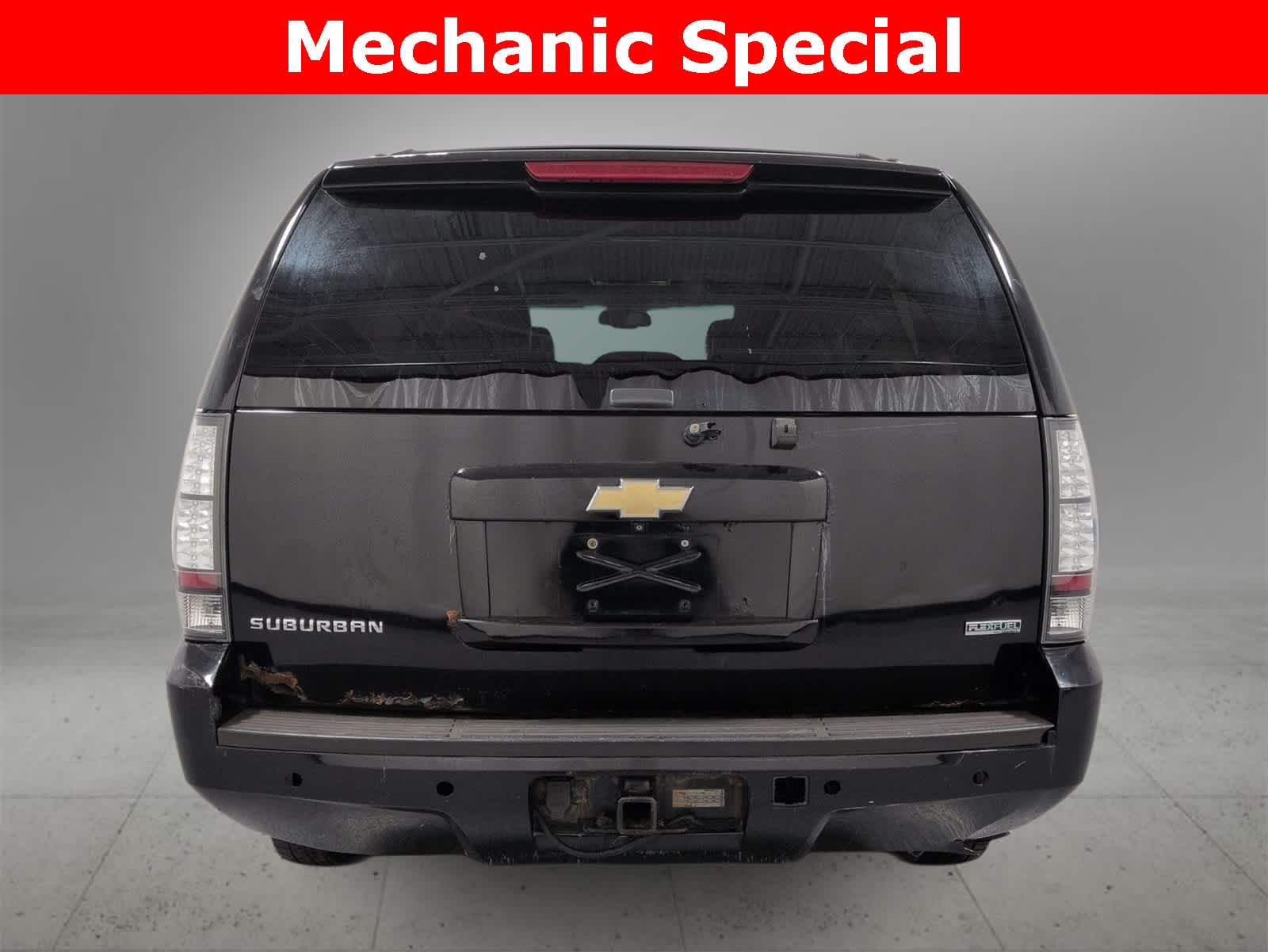 Thumbnail: 2011 Chevrolet Suburban - 6