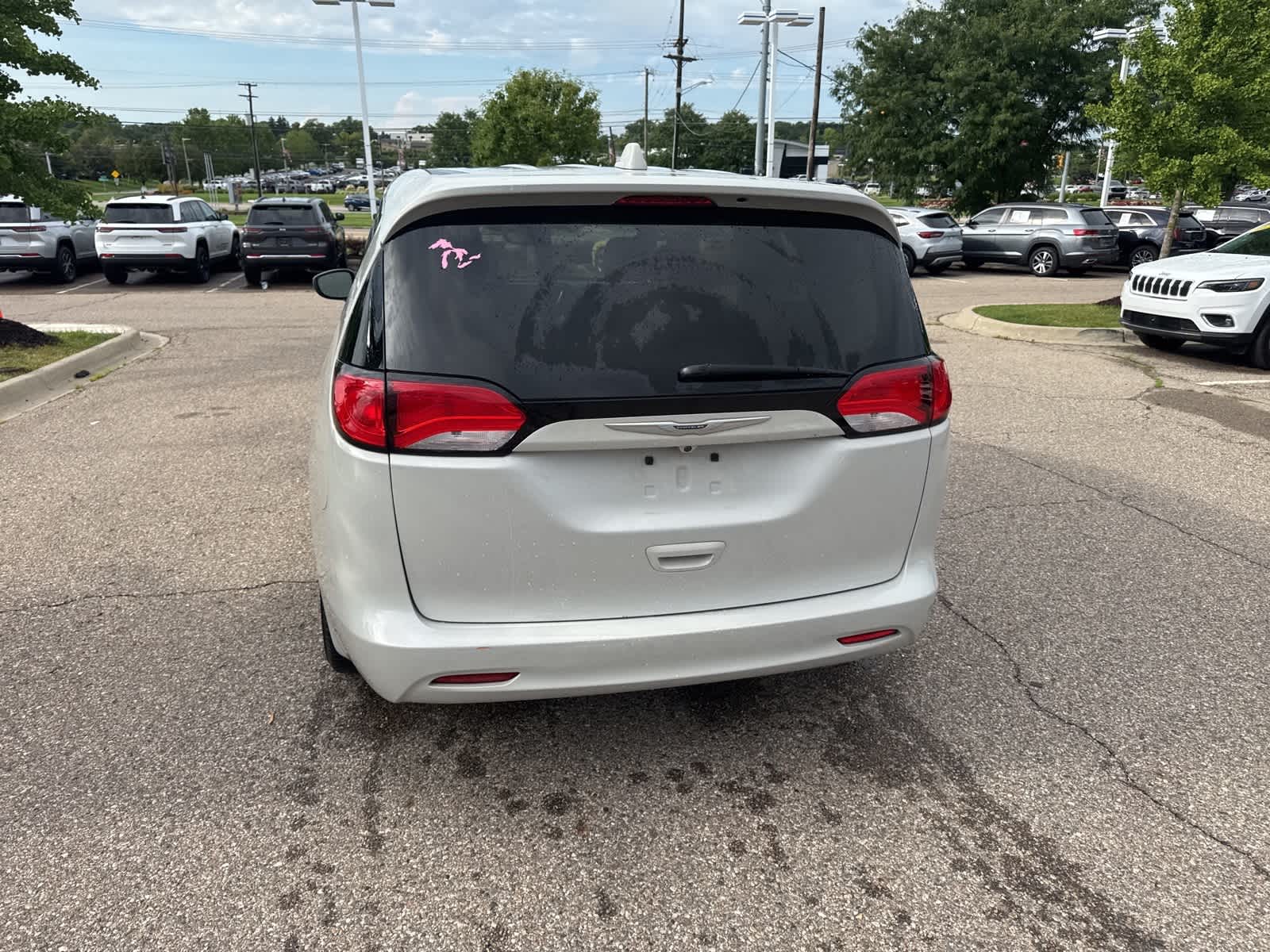 Thumbnail: 2017 Chrysler Pacifica - 22