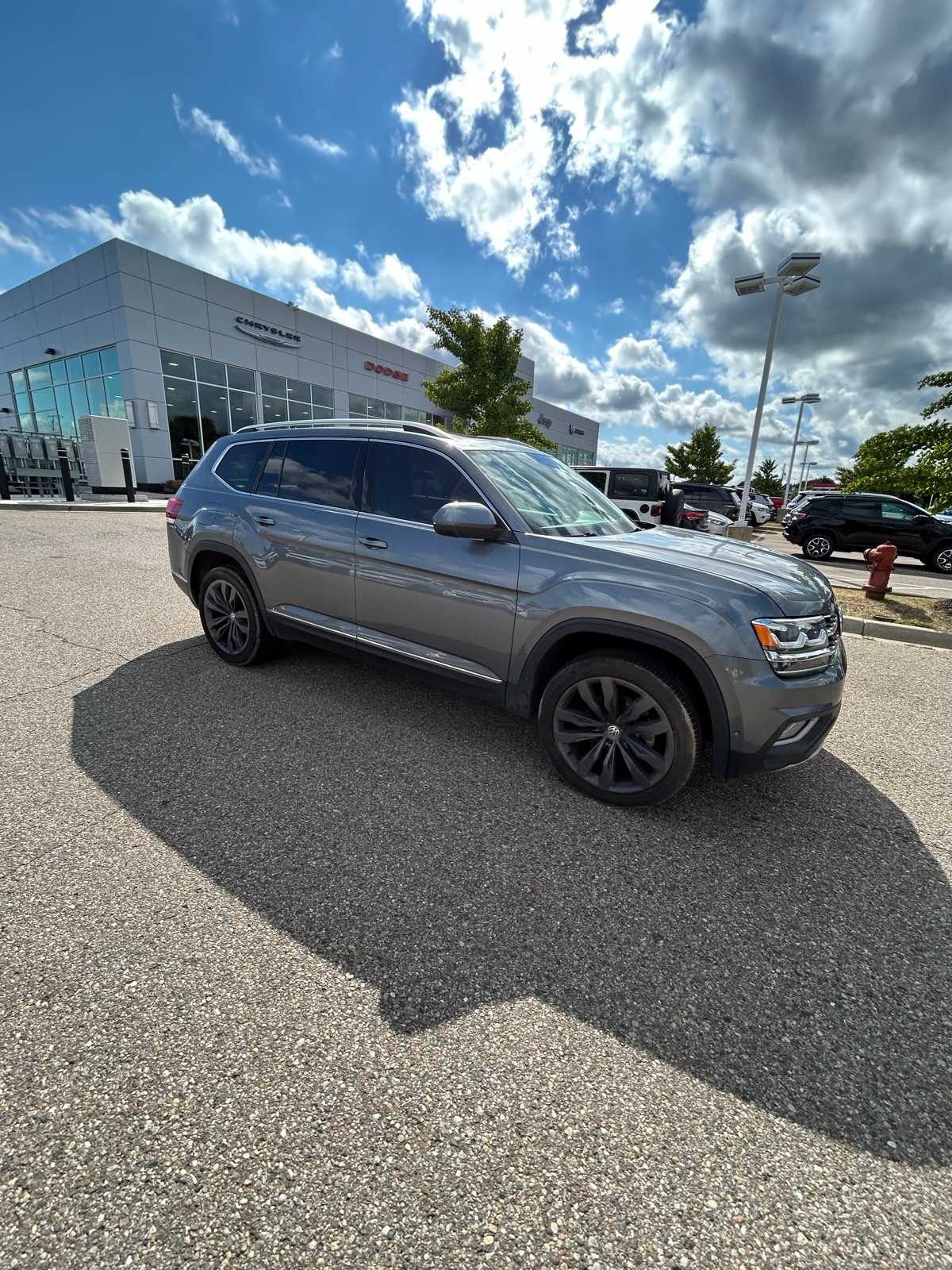 Thumbnail: 2019 Volkswagen Atlas - 9