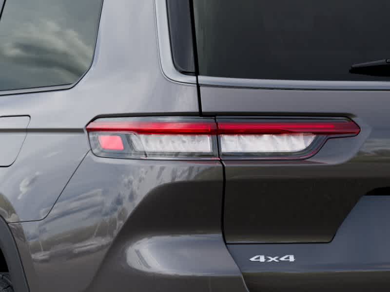 Thumbnail: 2026 Jeep Grand Cherokee L - 9