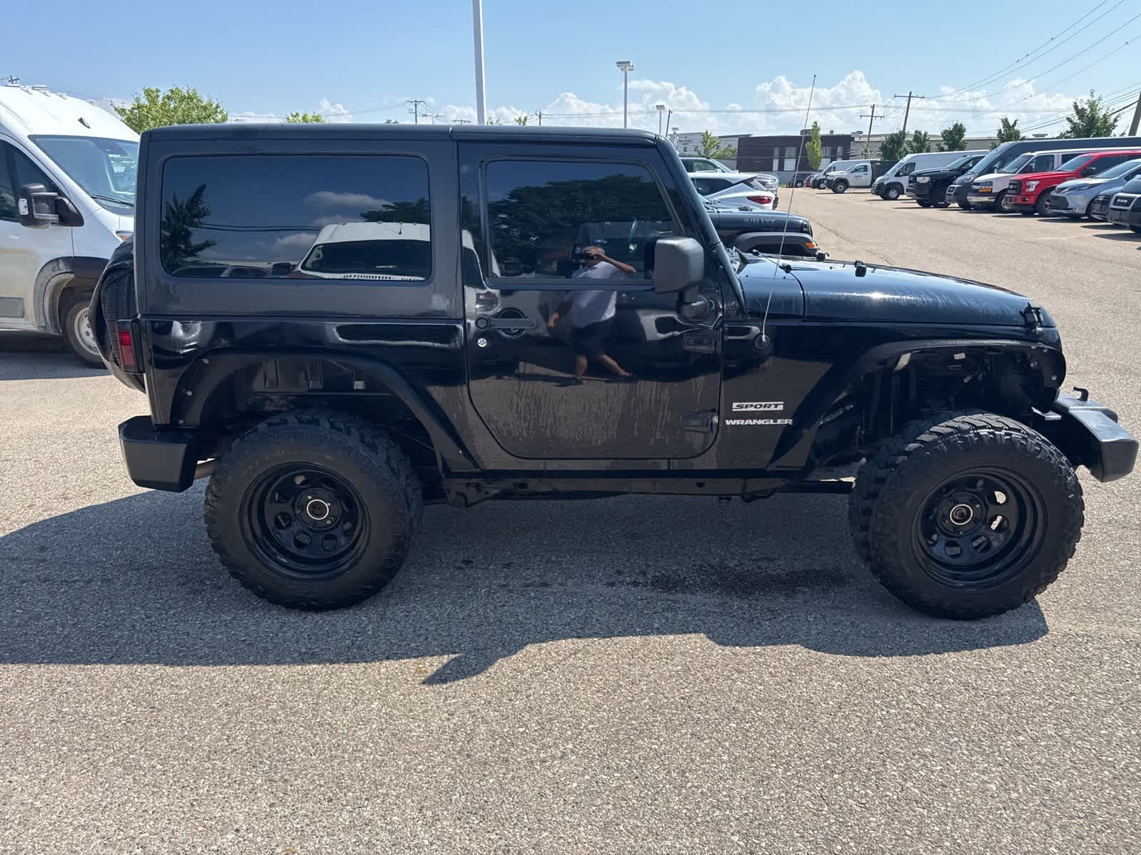 Thumbnail: 2014 Jeep Wrangler - 12