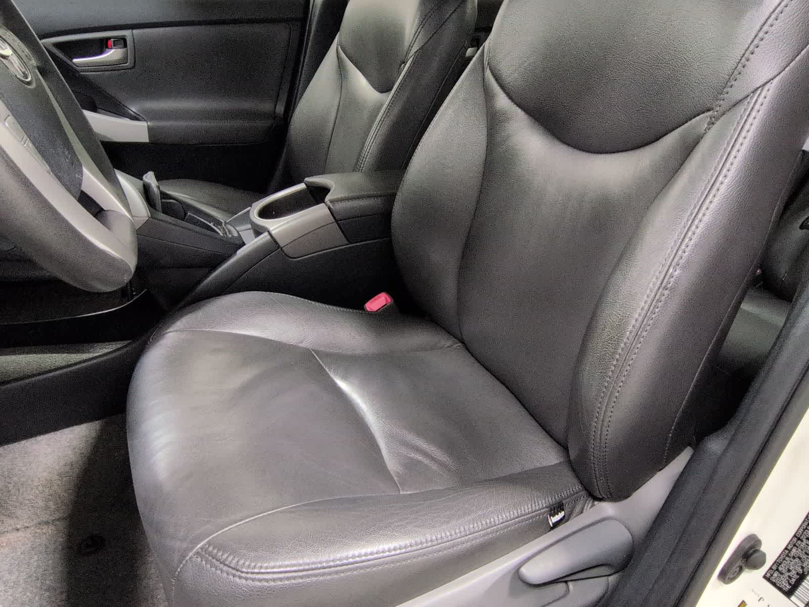 Thumbnail: 2012 Toyota Prius - 17