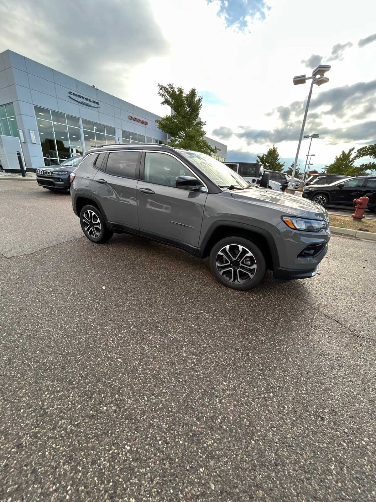 Thumbnail: 2022 Jeep Compass - 9