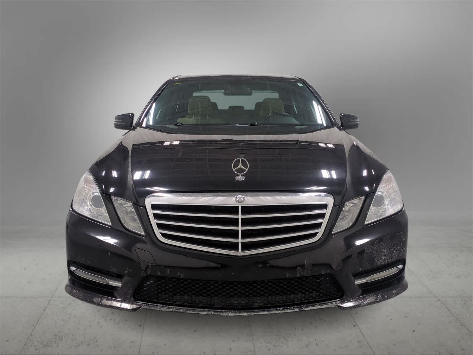 Thumbnail: 2013 Mercedes-Benz E-Class - 3
