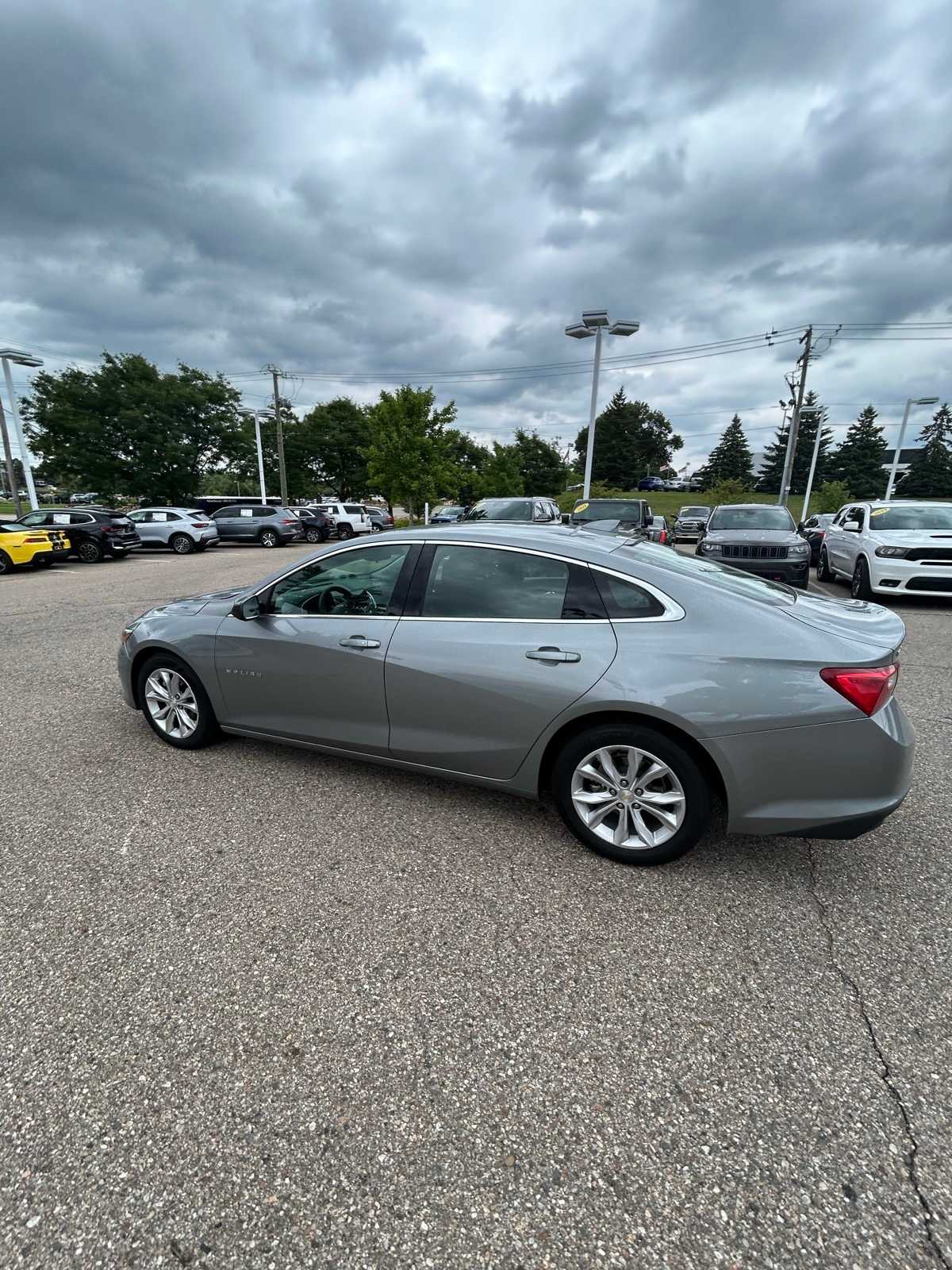 Thumbnail: 2023 Chevrolet Malibu - 26
