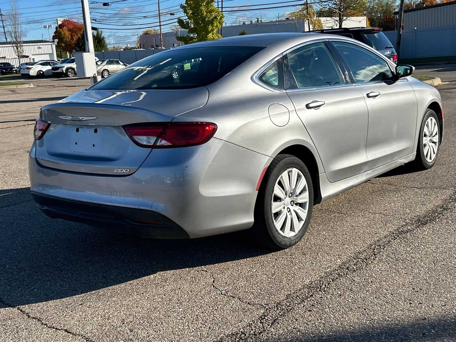 Thumbnail: 2015 Chrysler 200 - 17