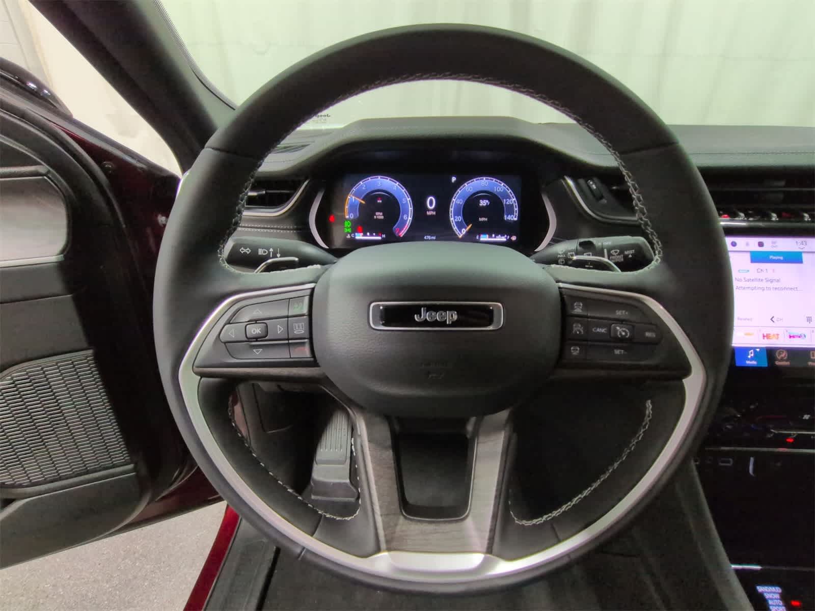 Thumbnail: 2025 Jeep Grand Cherokee L - 23