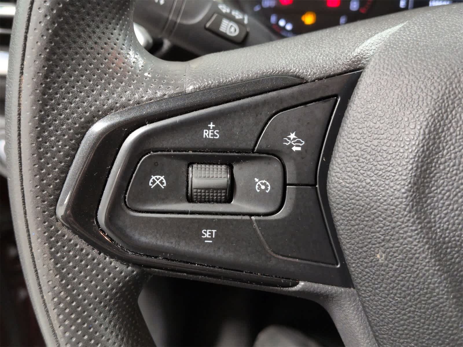 Thumbnail: 2023 Chevrolet TrailBlazer - 24