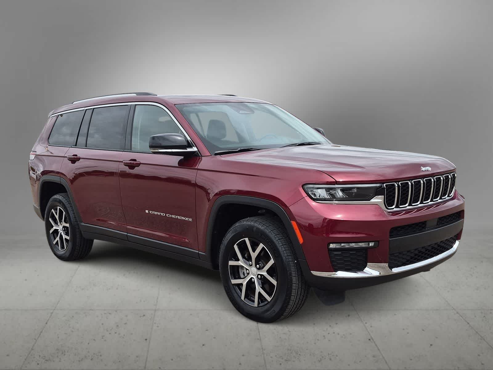 Thumbnail: 2023 Jeep Grand Cherokee L - 2