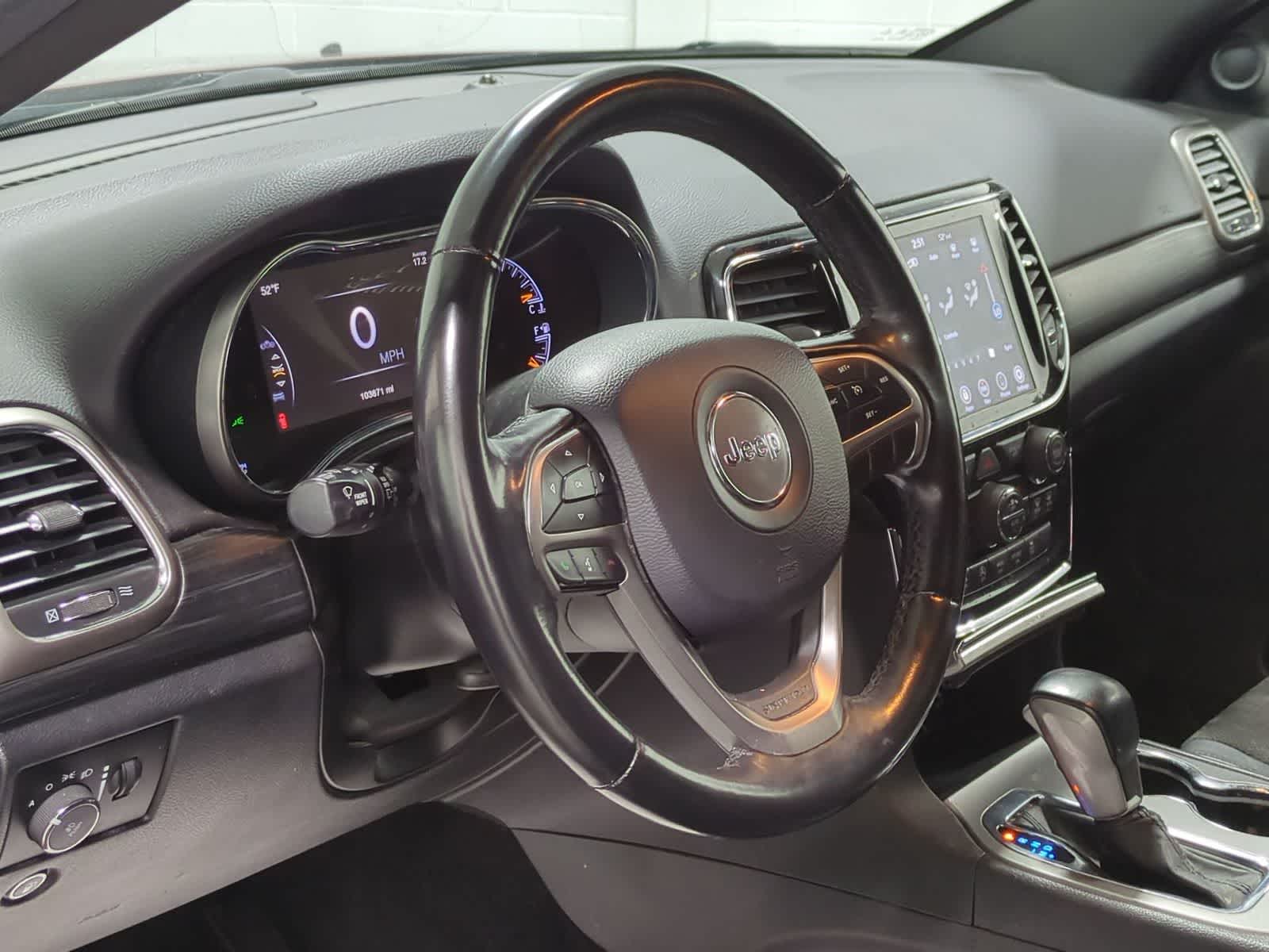 Thumbnail: 2020 Jeep Grand Cherokee - 10