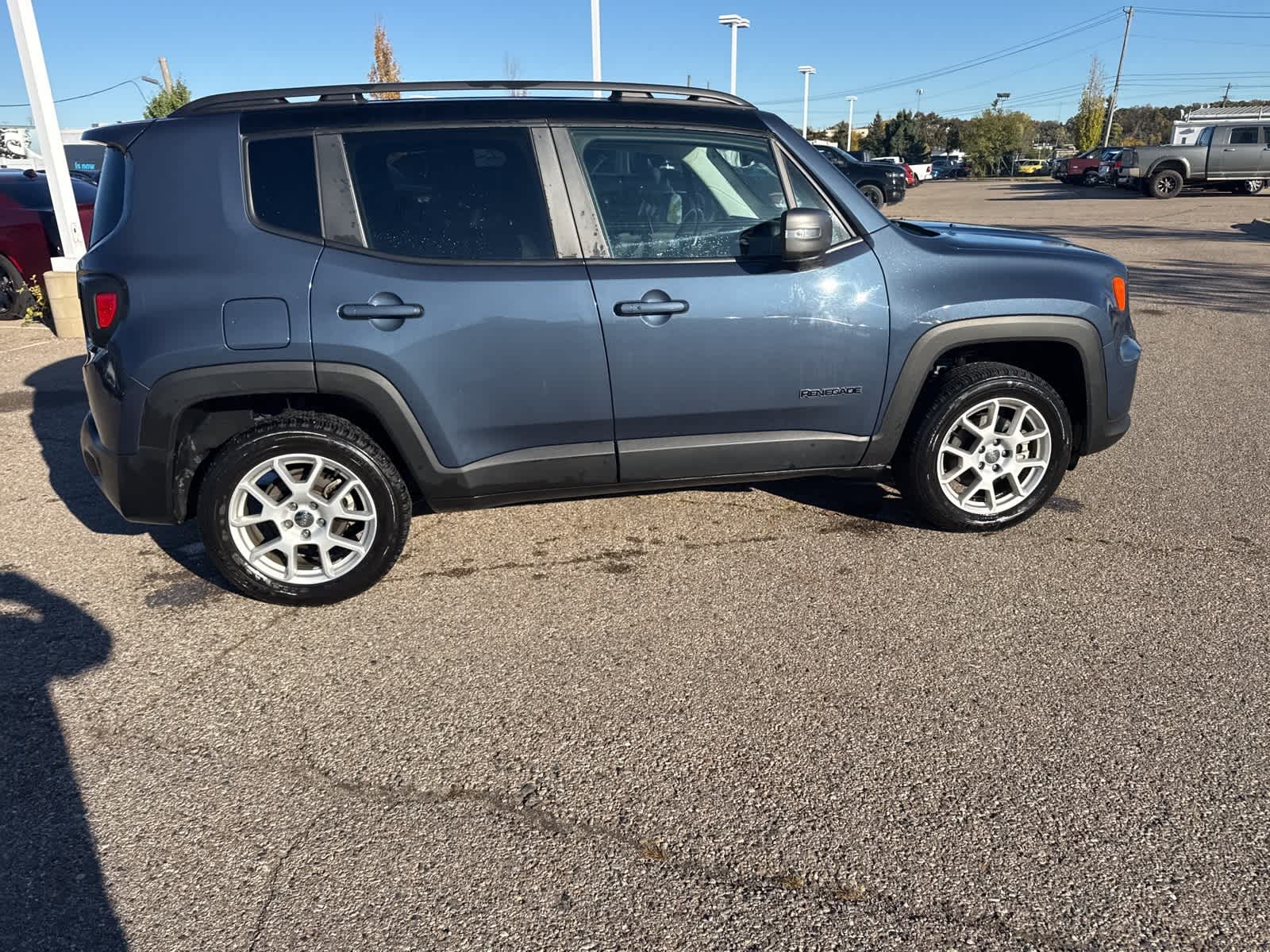 Thumbnail: 2021 Jeep Renegade - 14