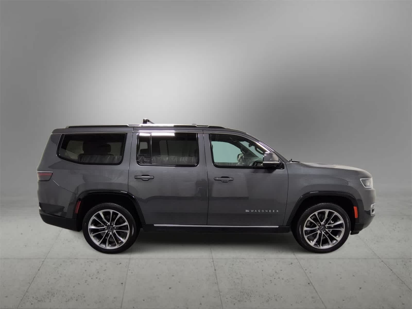 Thumbnail: 2022 Jeep Wagoneer - 9