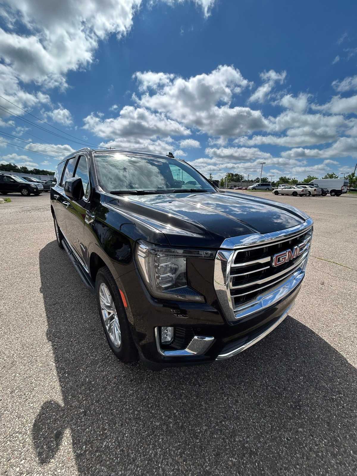 Thumbnail: 2021 GMC Yukon XL - 4