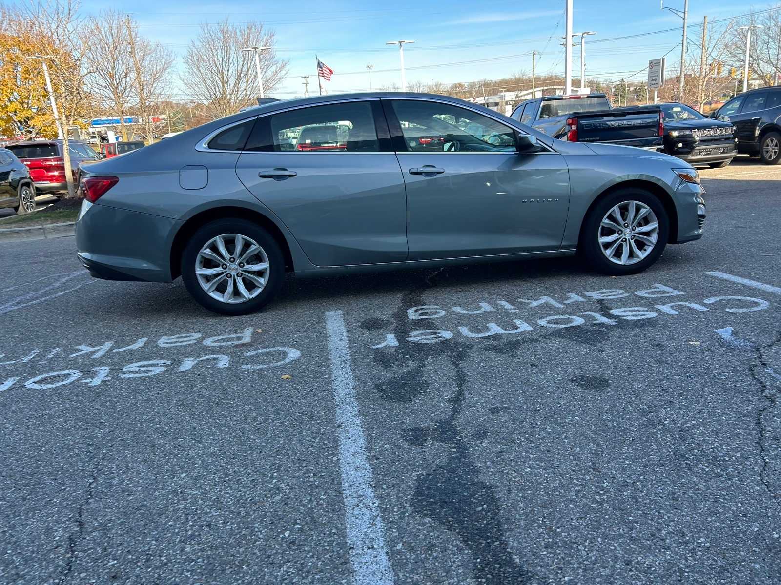 Thumbnail: 2023 Chevrolet Malibu - 15