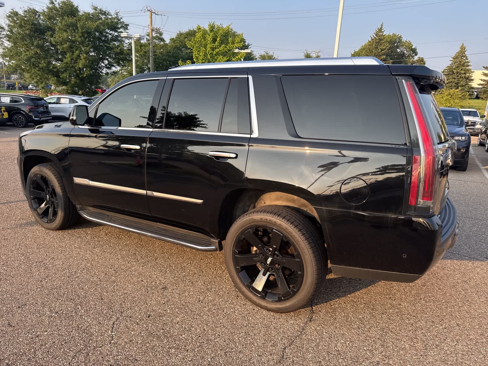 Thumbnail: 2018 Cadillac Escalade - 24