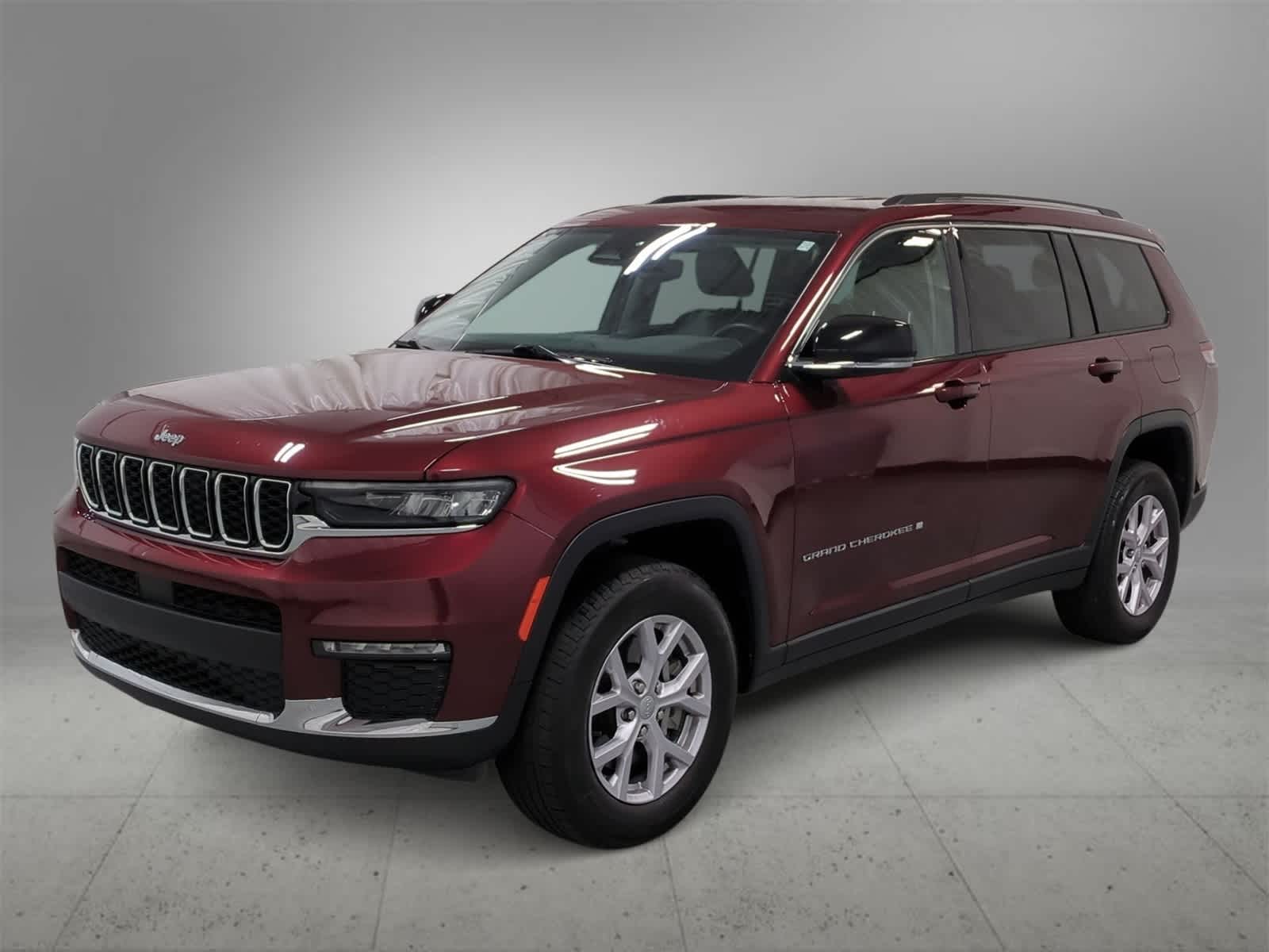 Thumbnail: 2022 Jeep Grand Cherokee L - 4