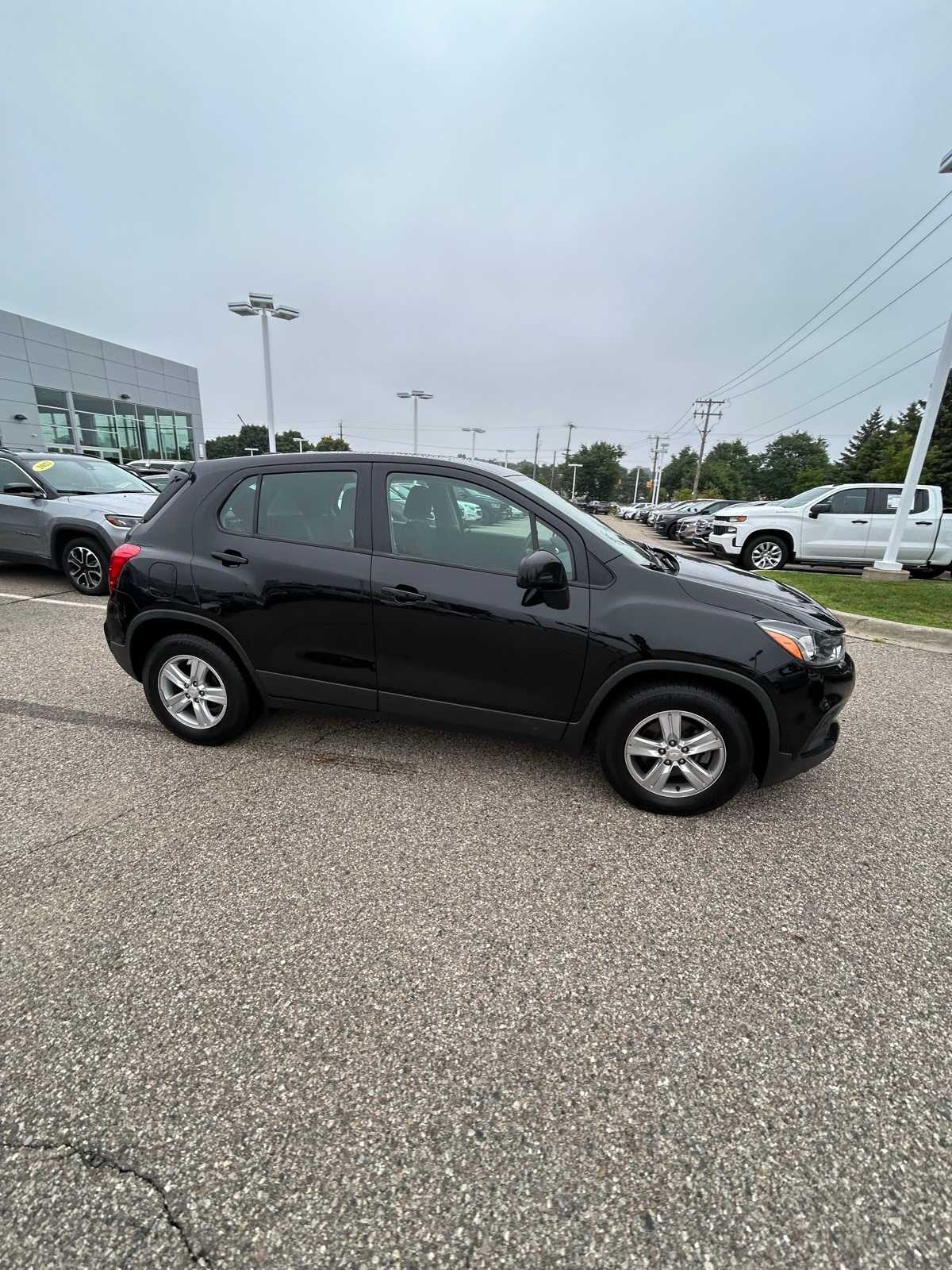 2019 Chevrolet Trax LS -
                  Farmington Hills, MI