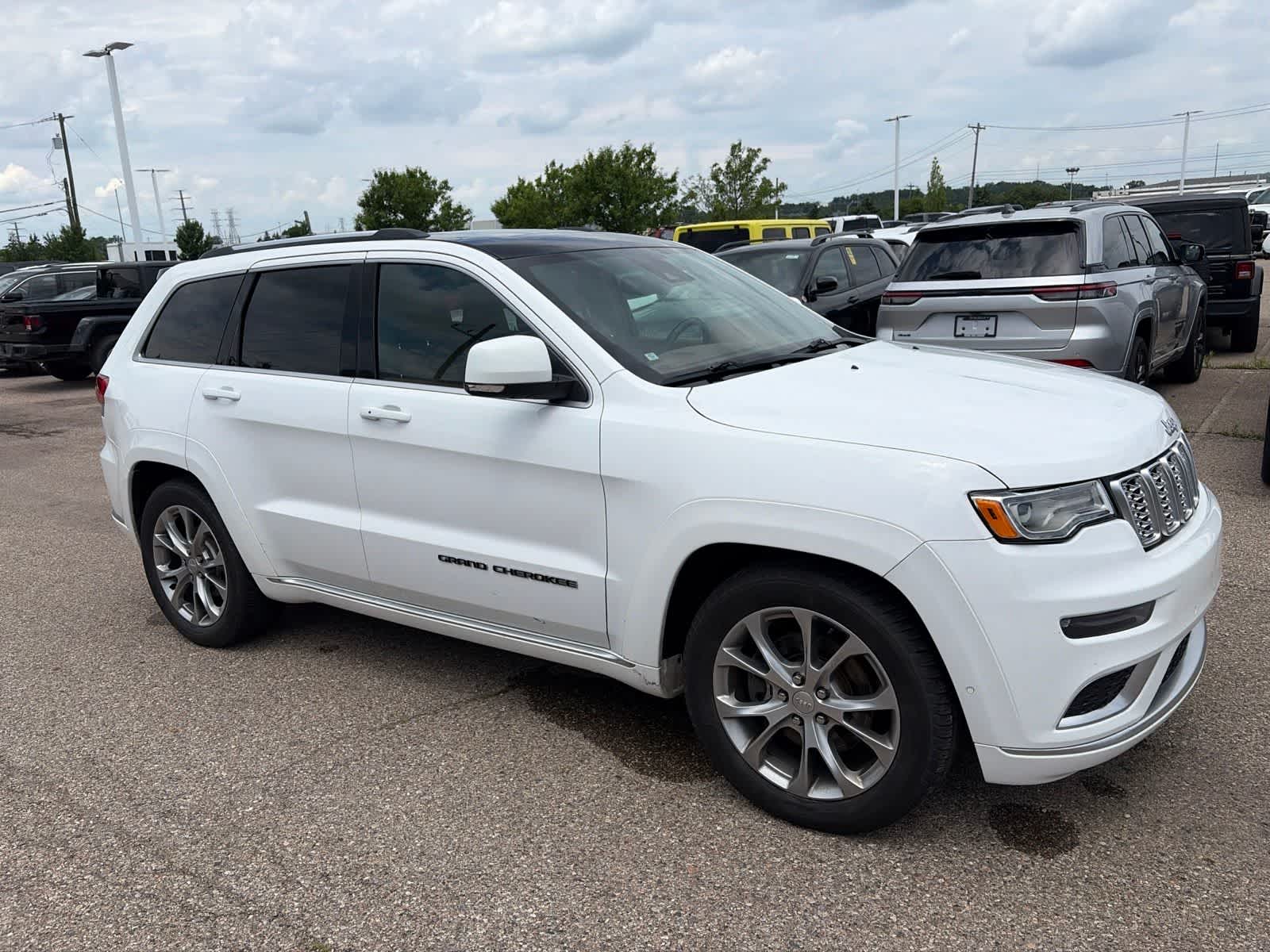 Thumbnail: 2021 Jeep Grand Cherokee - 7