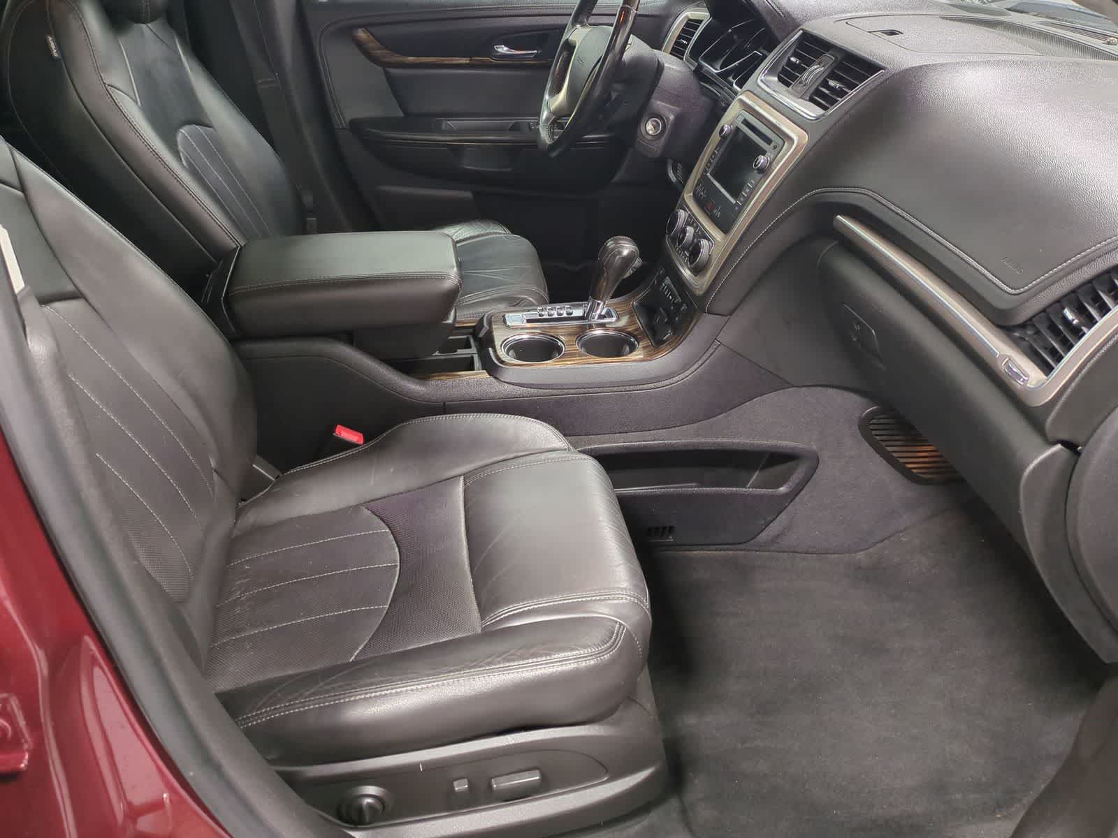 Thumbnail: 2016 GMC Acadia - 23