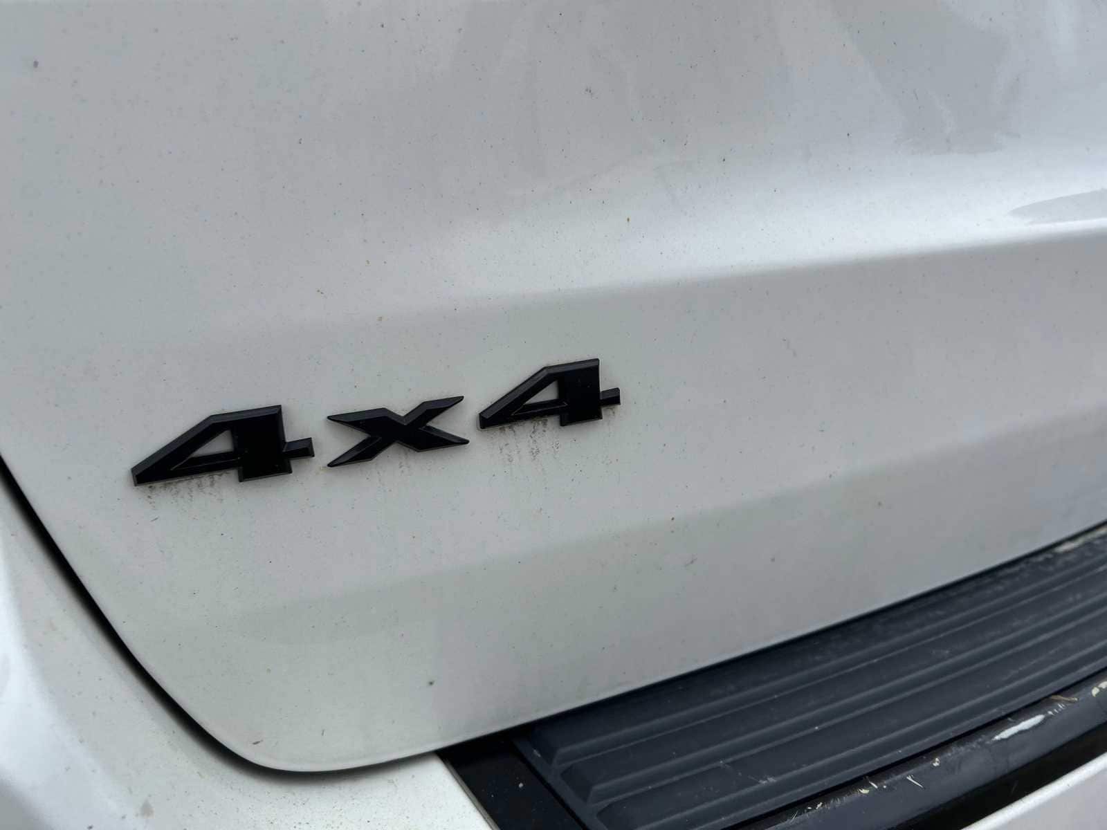 Thumbnail: 2015 Jeep Grand Cherokee - 22