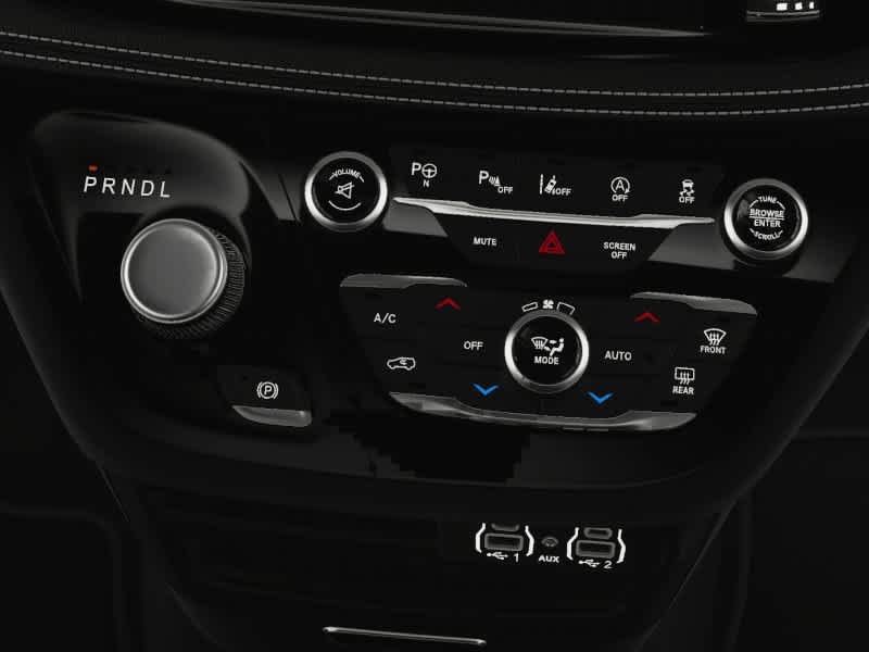 2025 Chrysler Pacifica Select 24