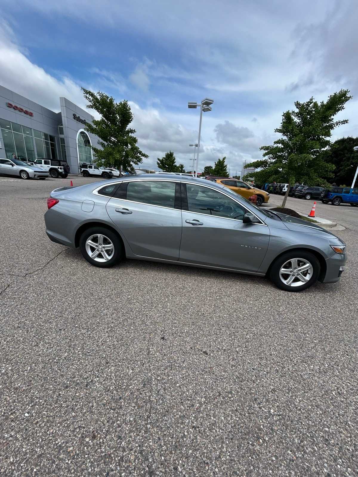 Thumbnail: 2024 Chevrolet Malibu - 14