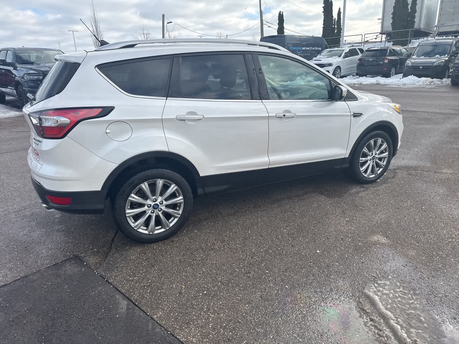 Thumbnail: 2018 Ford Escape - 11