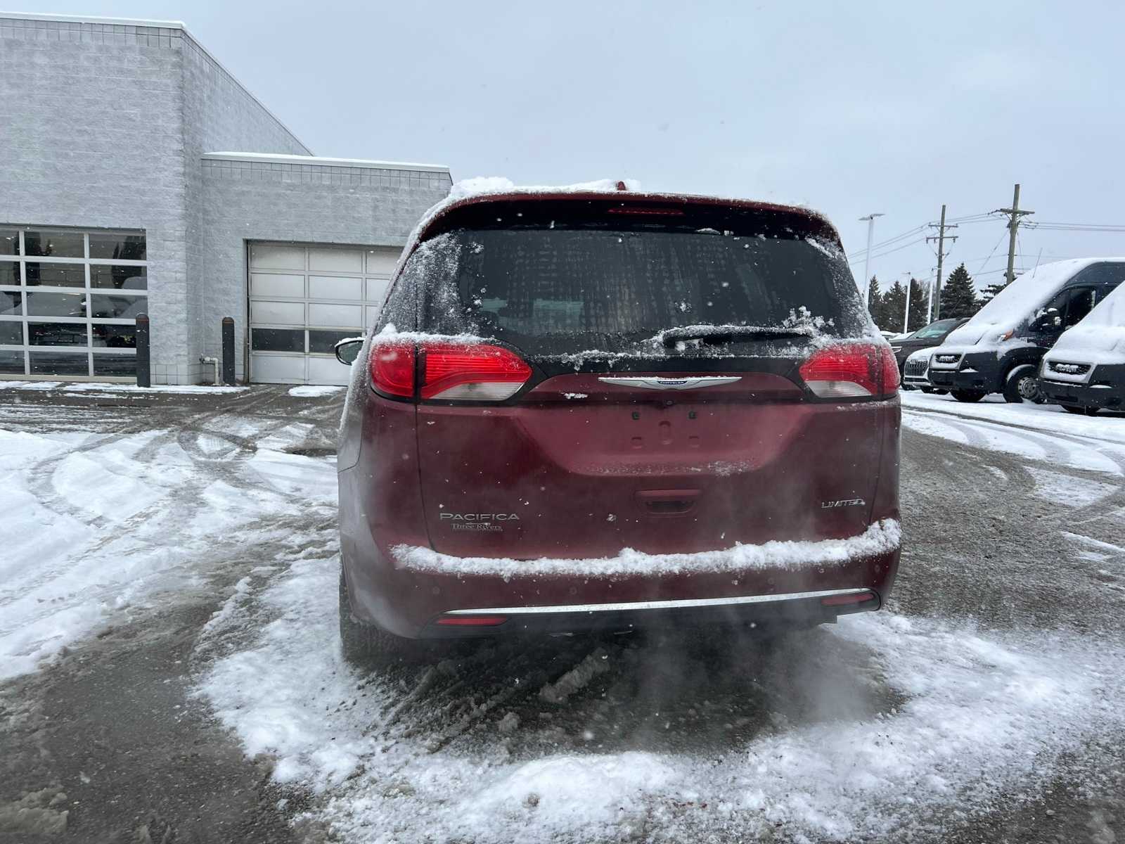 Thumbnail: 2019 Chrysler Pacifica - 23