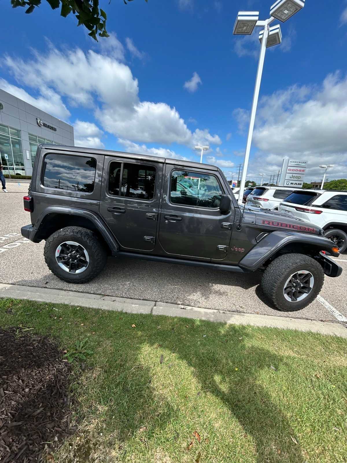 Thumbnail: 2021 Jeep Wrangler - 10
