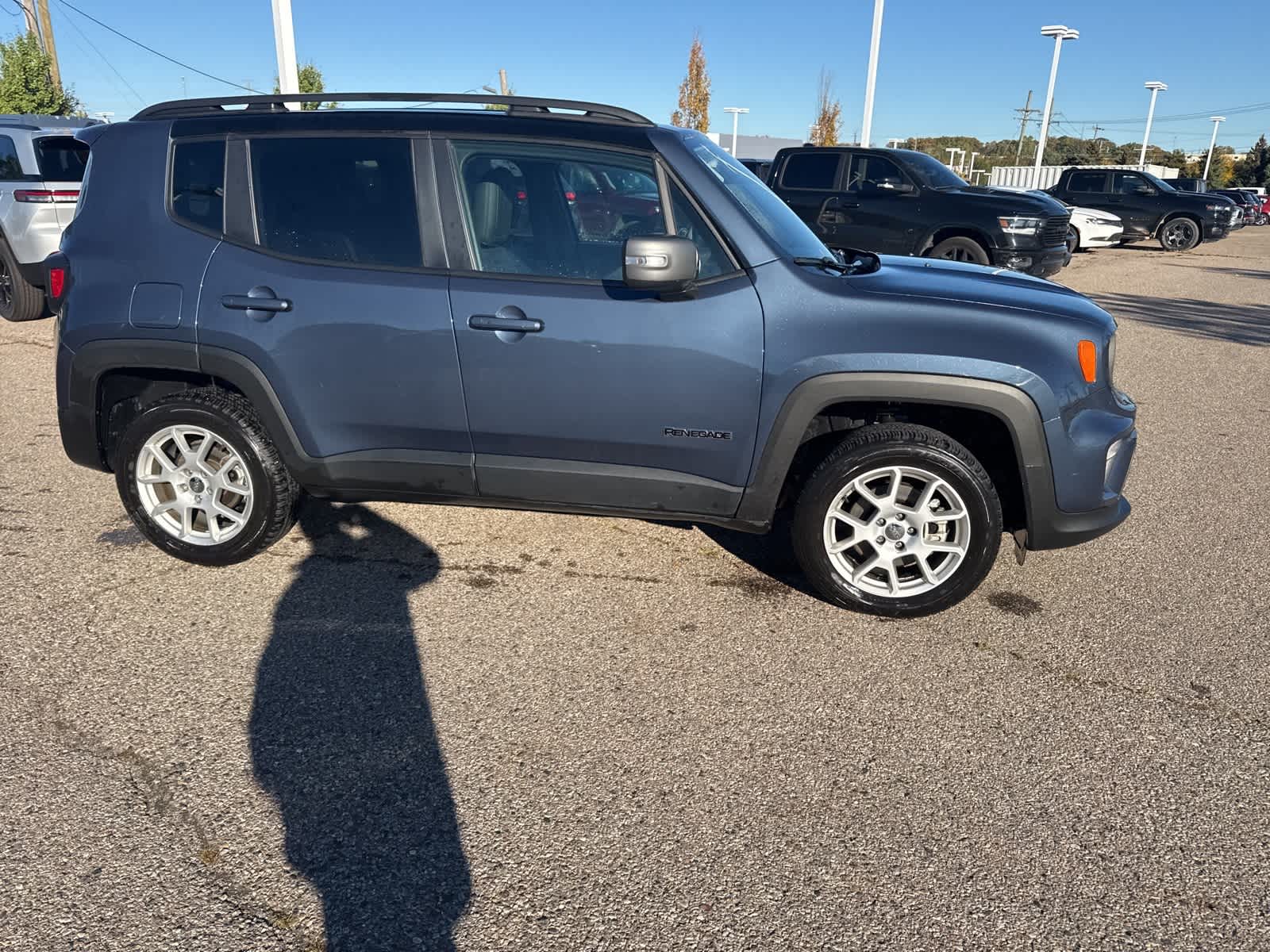 Thumbnail: 2021 Jeep Renegade - 12