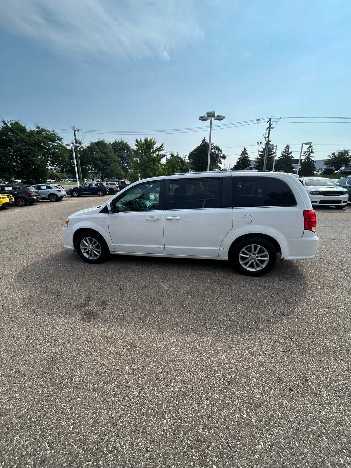 Thumbnail: 2019 Dodge Grand Caravan - 30