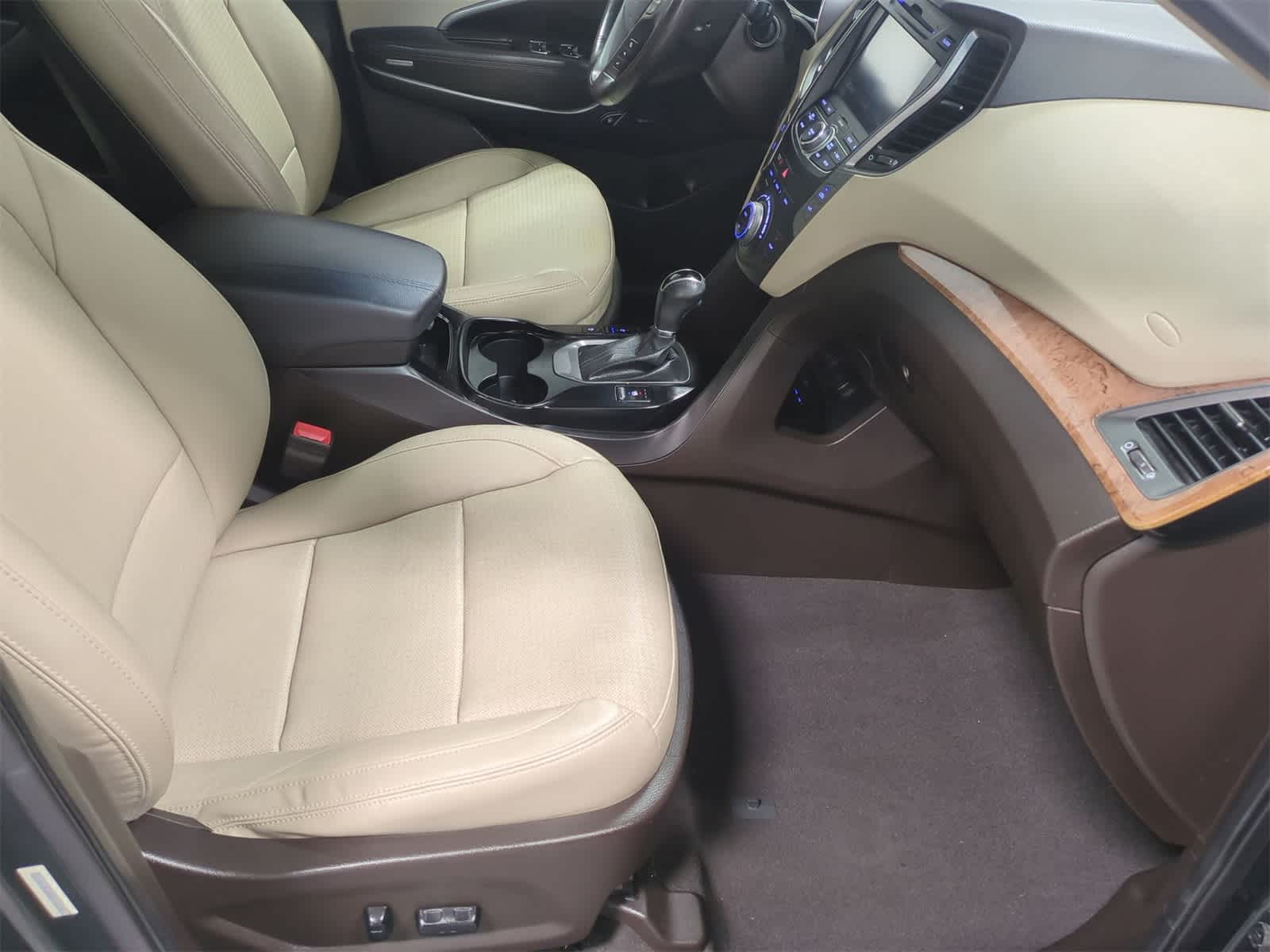Thumbnail: 2014 Hyundai Santa Fe - 24
