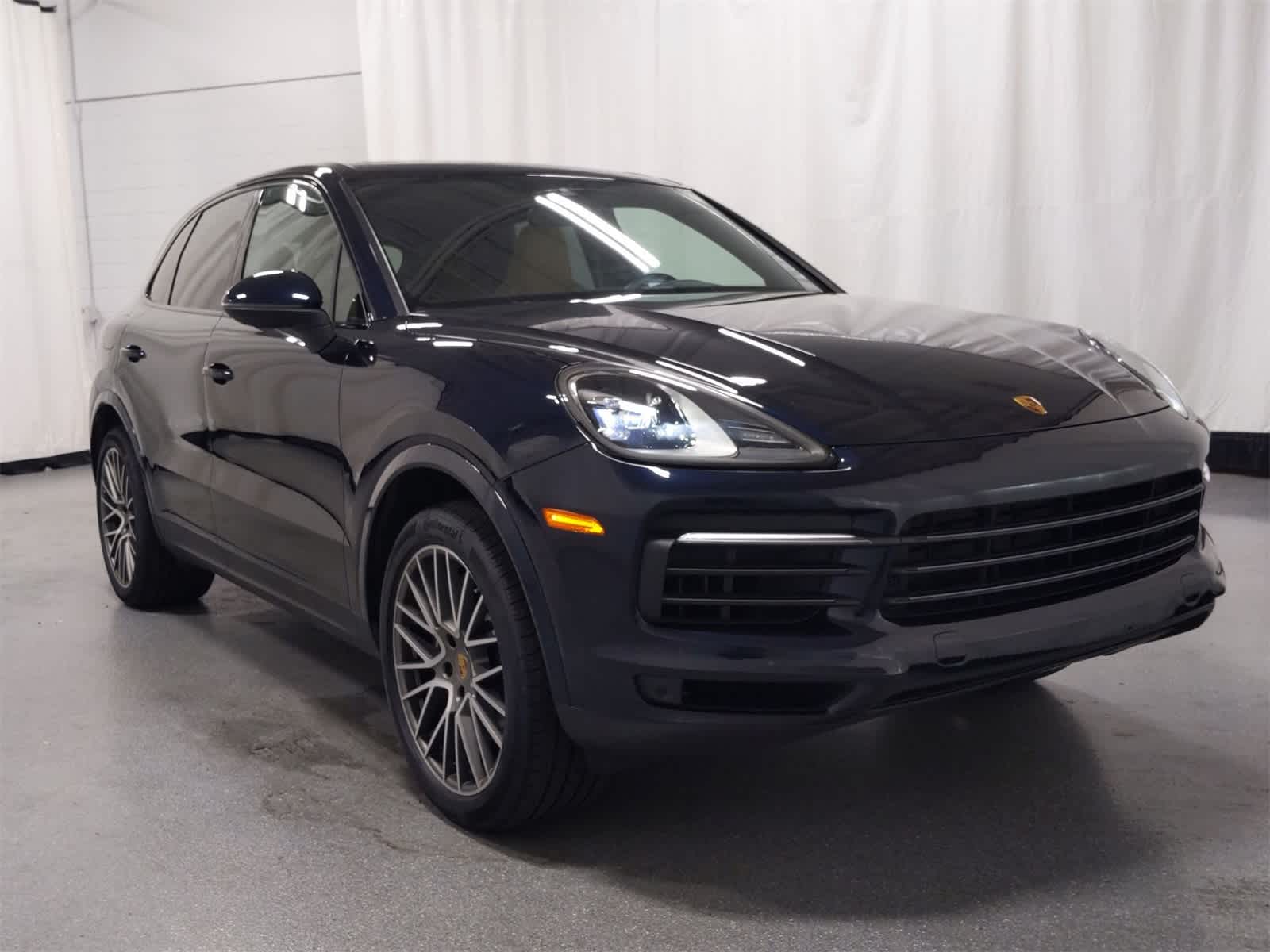 Thumbnail: 2023 Porsche Cayenne - 16