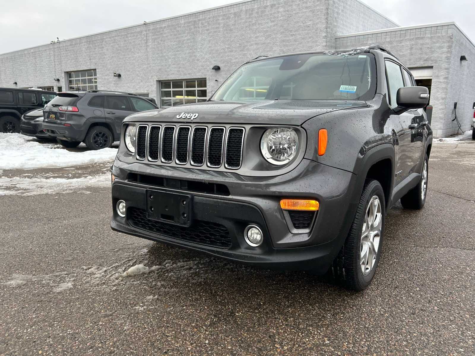 Thumbnail: 2019 Jeep Renegade - 4