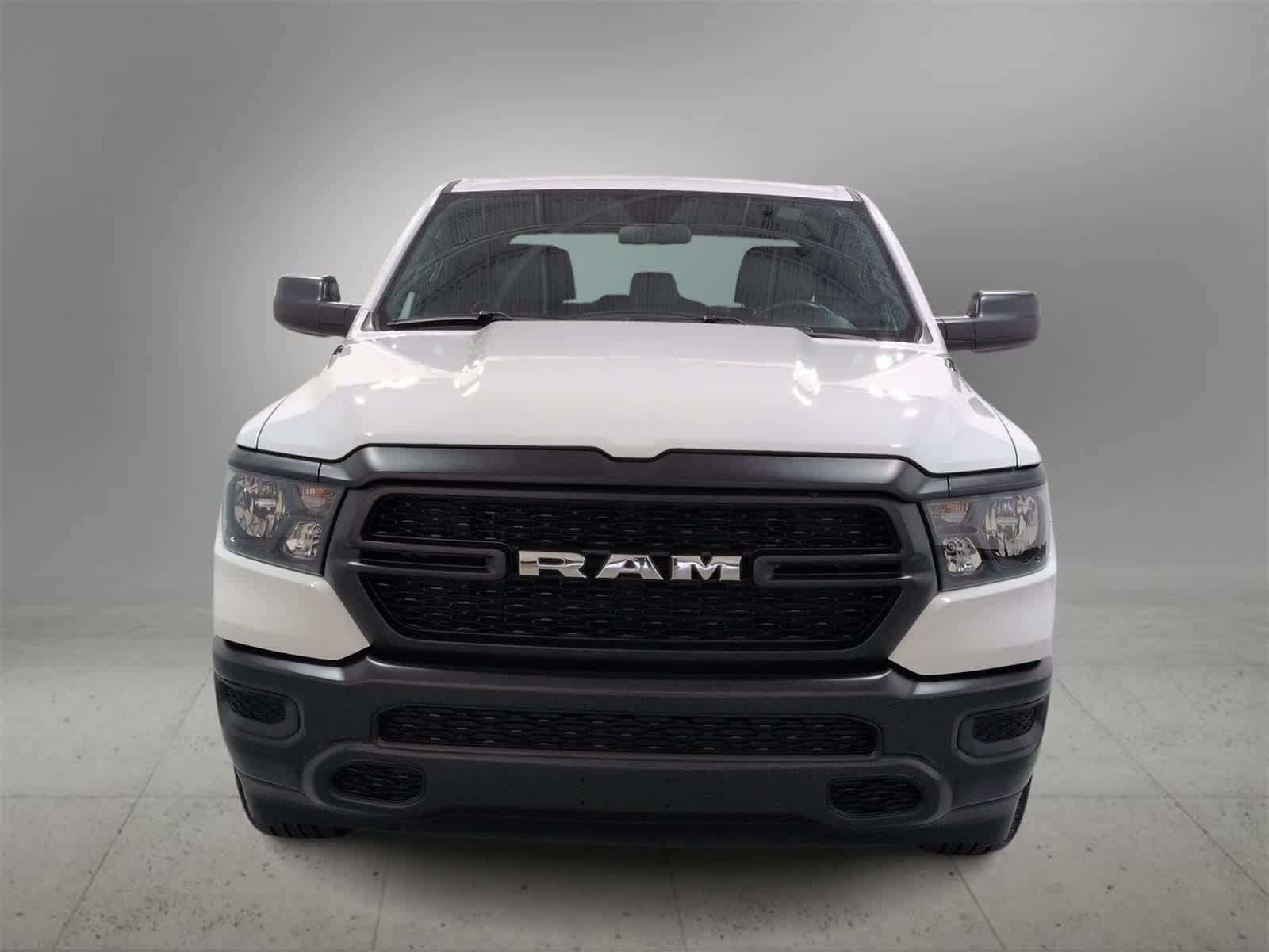 2023 Ram 1500 Tradesman photo 3